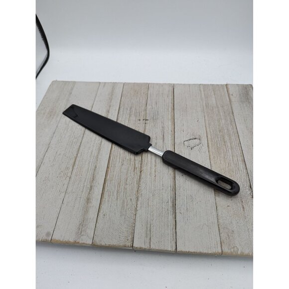 Icing Spatula Spreader Serrated Knife 12 1/2" Nylon Plastic Black - Picture 1 of 7